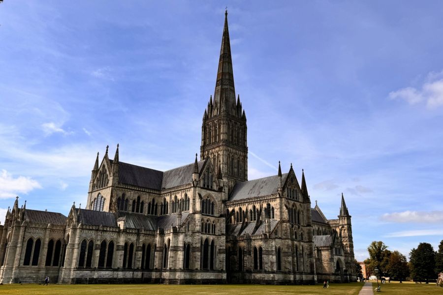 salisbury cathedral spire